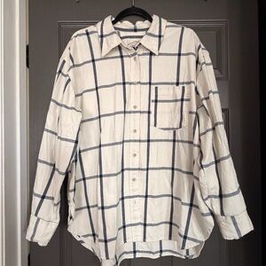 Universal Thread Women's White and Blue Plaid Button-Down Flannel Shirt